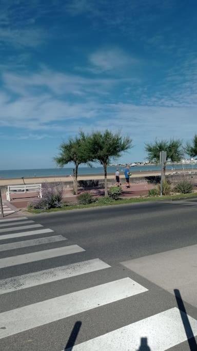 400M De La Plage Maison 3 Chambres Avec Jardin Saint-Georges-de-Didonne Luaran gambar